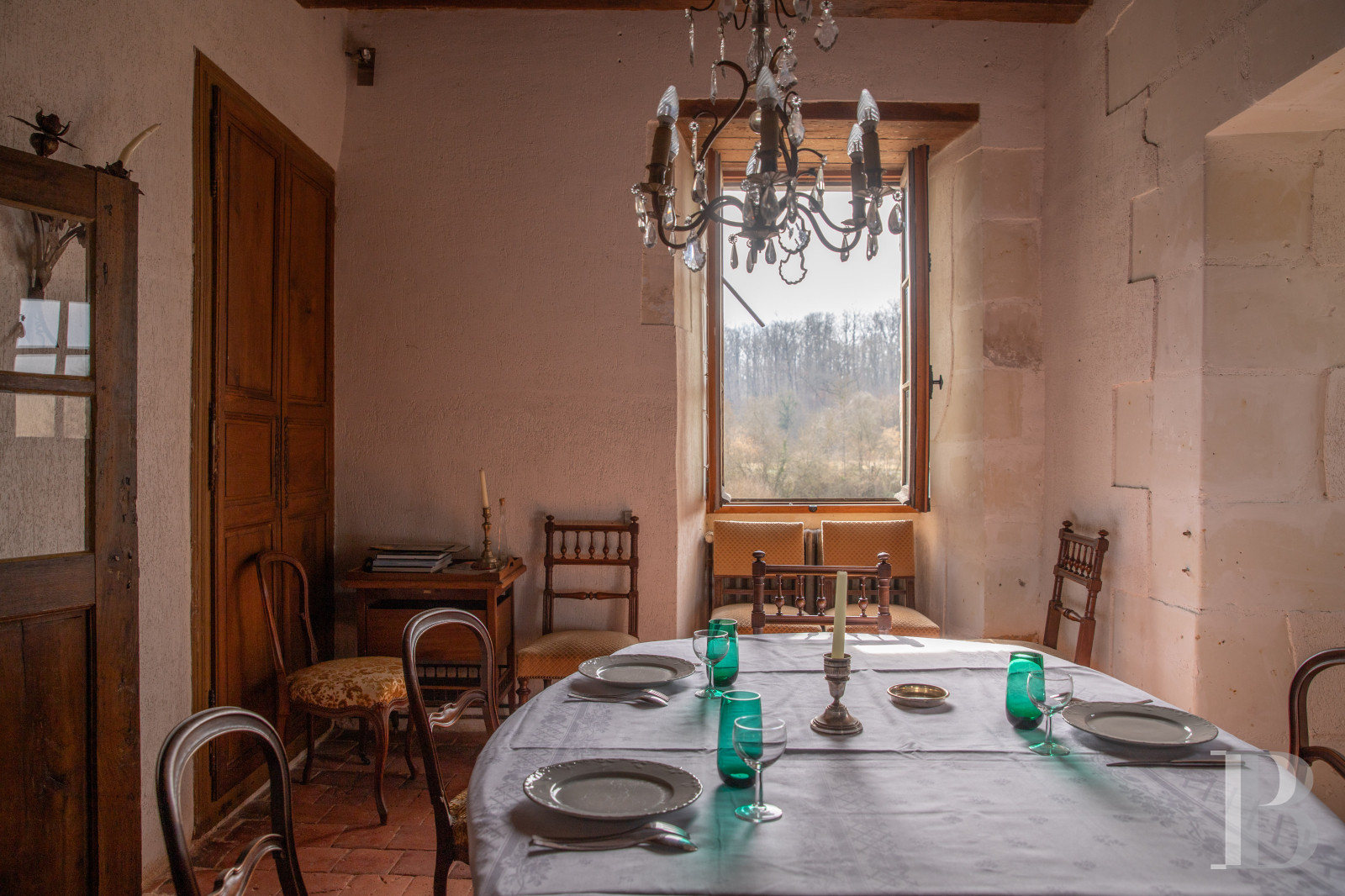 A former château-monastery and its 150-hectare estate near Loches, in Touraine - photo  n°13